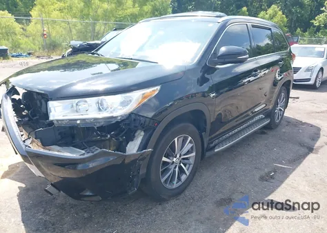 2017 Toyota Highlander Xle z USA, uszkodzony, nr VIN 5TDKZRFHXHS509618